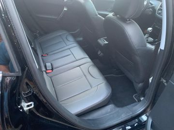 Peugeot 2008 - 9