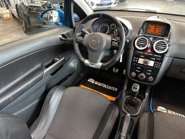 Opel Corsa D OPC *RECARO*LEDER*KliMAAUTOMATIK*