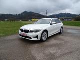 BMW Touring 320d Advantage Klima Navi Leder 8-fach - BMW 320: Weiß