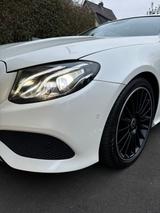 Mercedes-Benz E 200 Avantgarde HUD AHK Leder Comand - Mercedes-Benz E 200 Gebrauchtwagen in Kassel