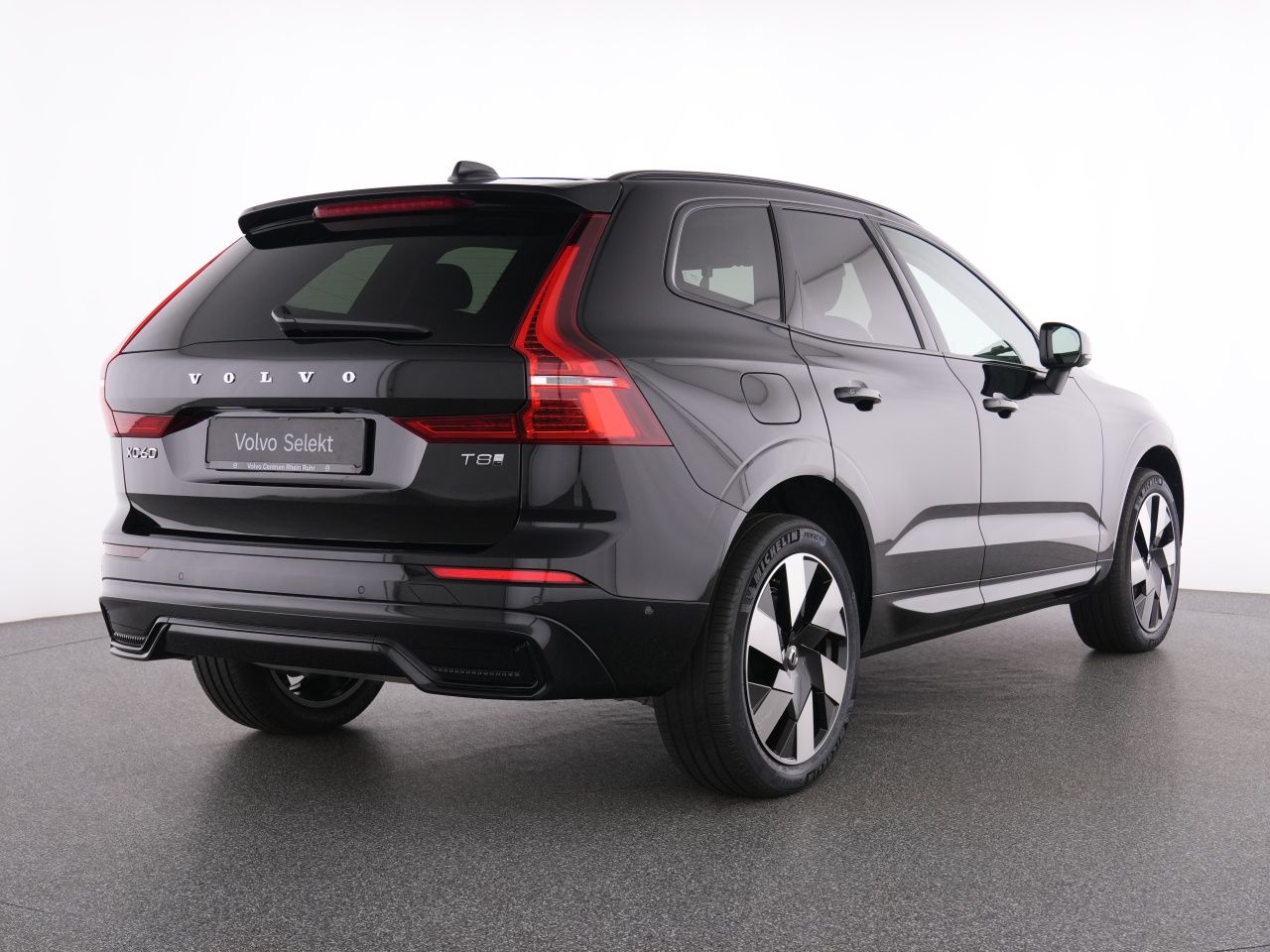 Volvo XC60 T8 Recharge Ultra Dark+360°+LEDER+PANO+21 imagem 3