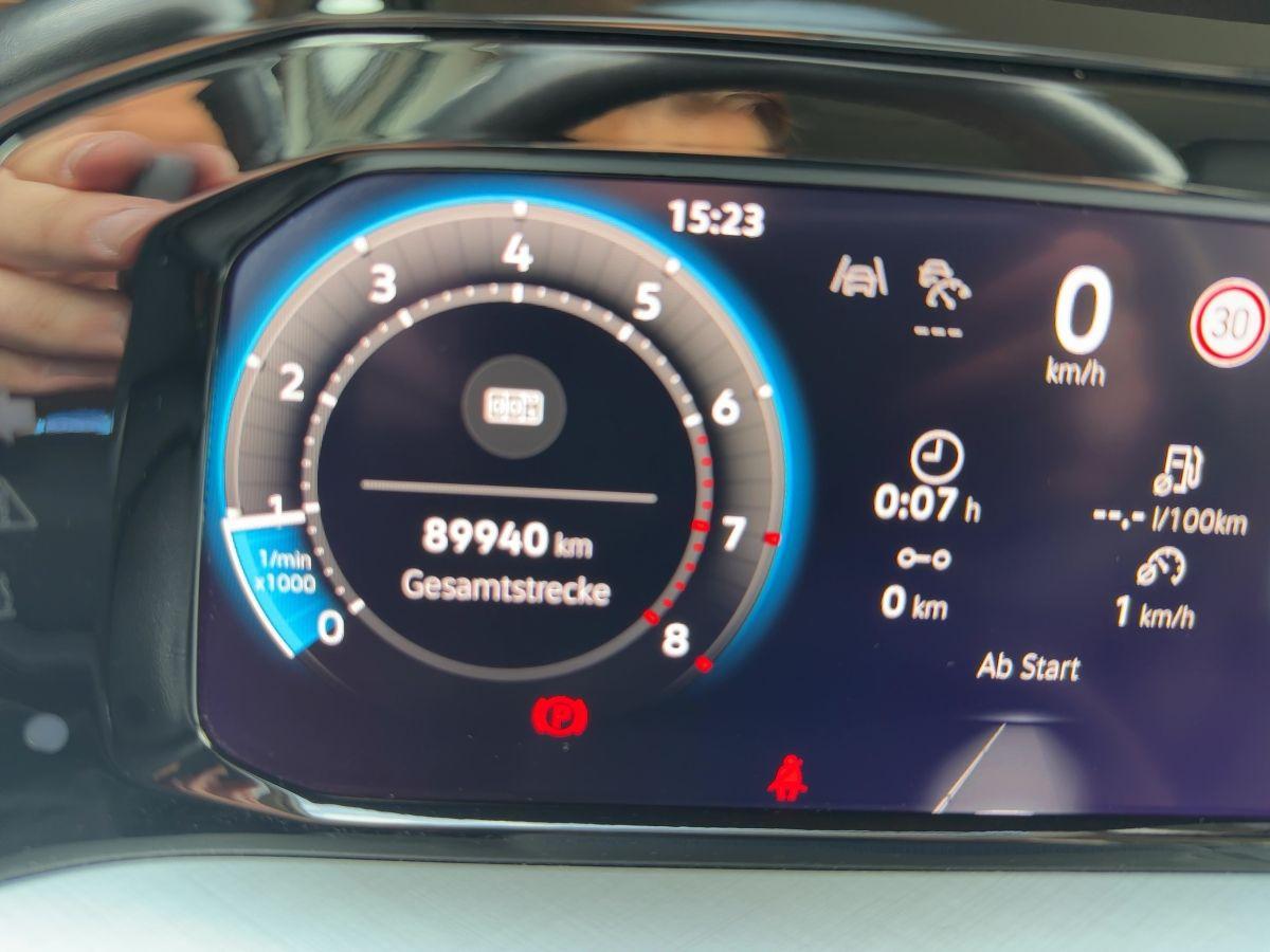 Volkswagen Golf VIII 1.5 TSI Life ACC LED Kamera Keyless La, миниатюра 16