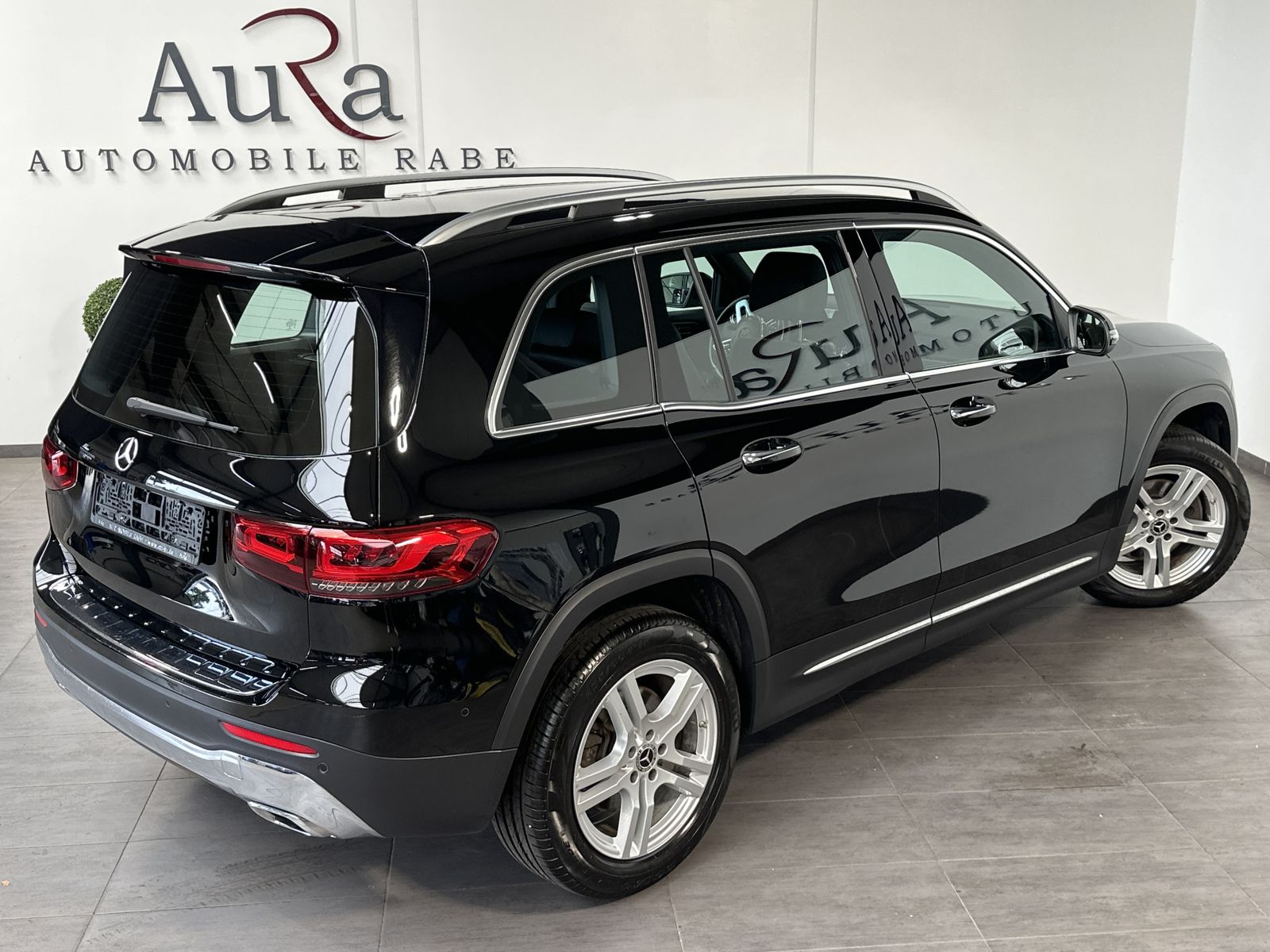 Fahrzeugabbildung Mercedes-Benz GLB 220d Progressive NAV+LED+AHK+DISTRONIC+KAM