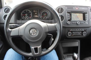Volkswagen Golf - 10