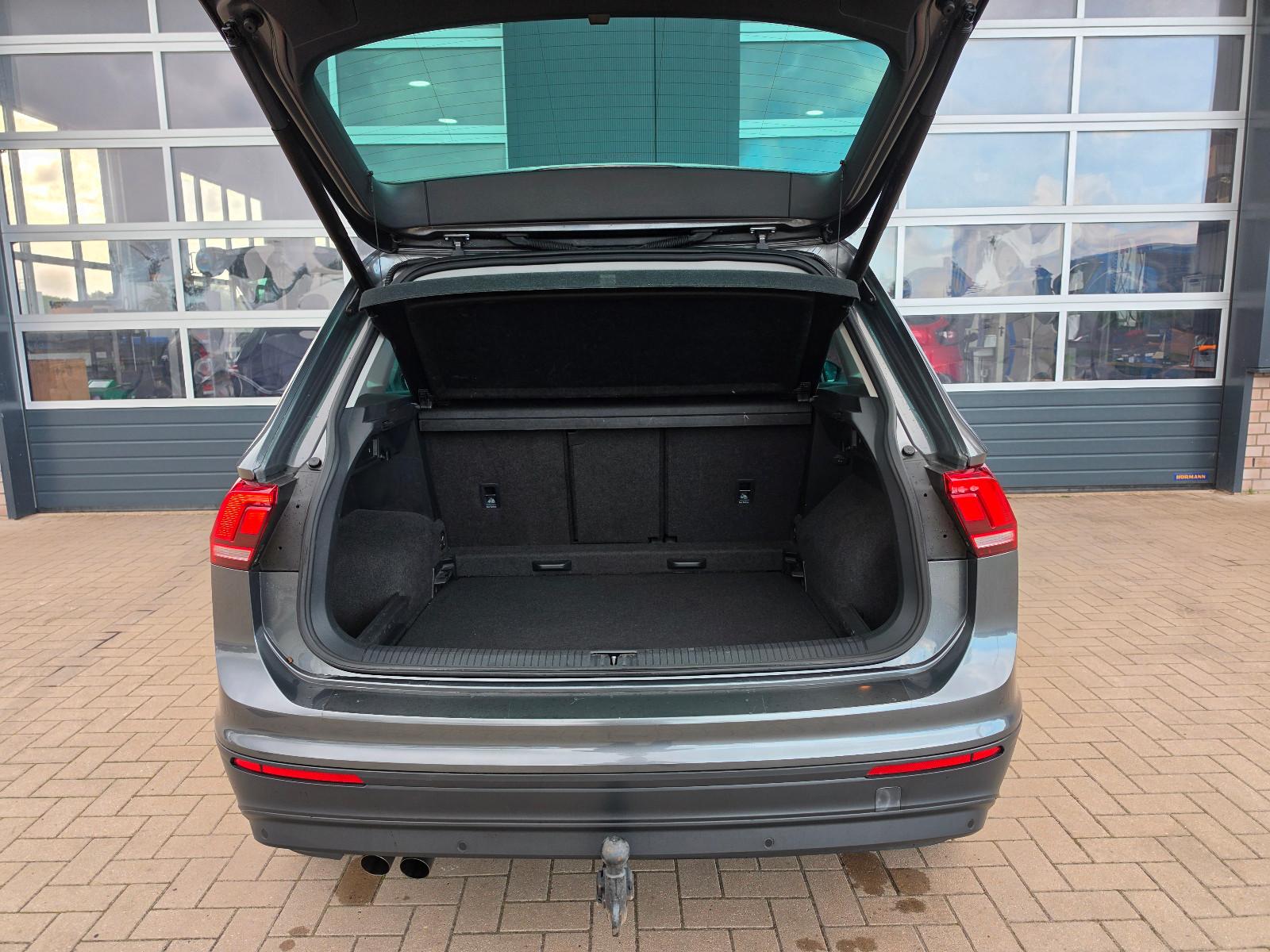 Volkswagen Tiguan Sound 1.4 TÜV Neu/Scheckh./1. Hand/AHK