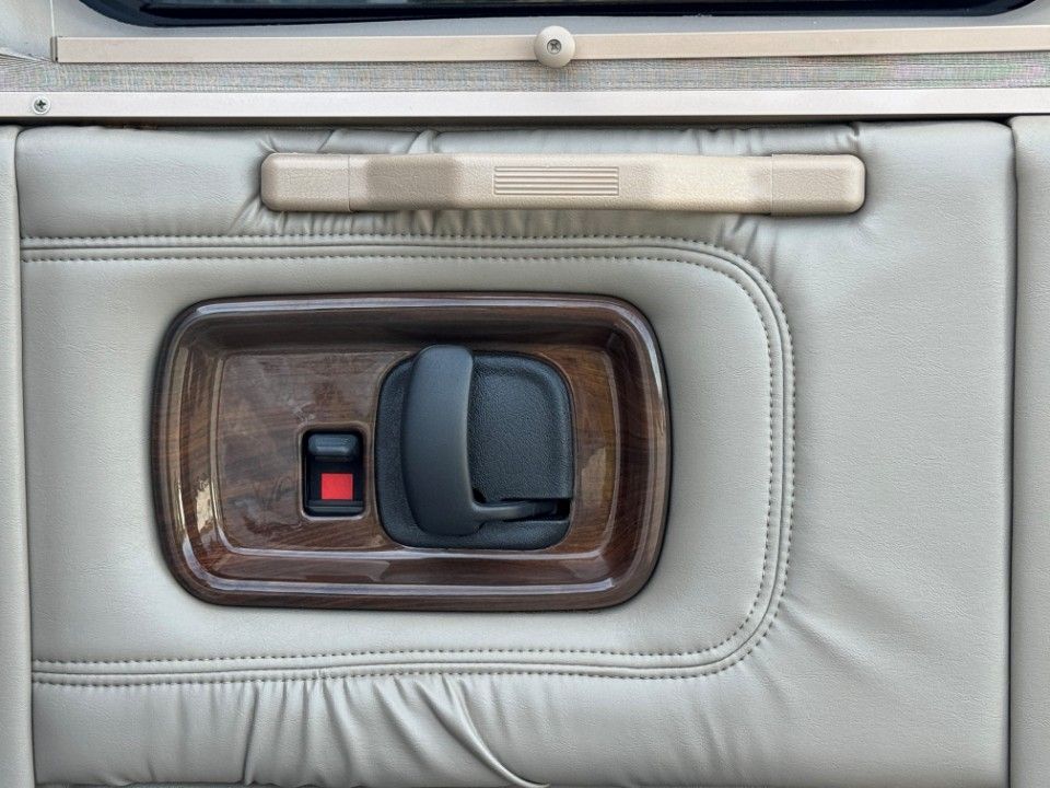 Fahrzeugabbildung Chevrolet Express Chevy Van Explorer Ltd. SE