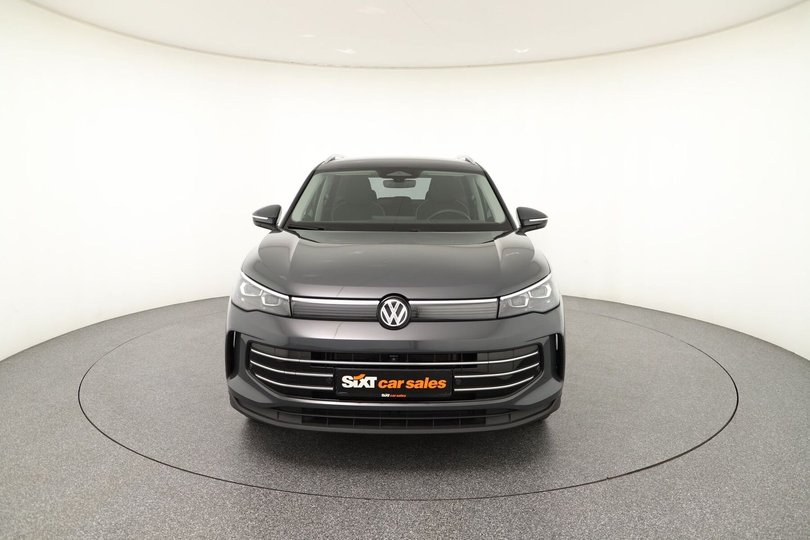 Volkswagen Tiguan 2.0TDI Elegance 360° ACC AHK HUD Matrix foto 2