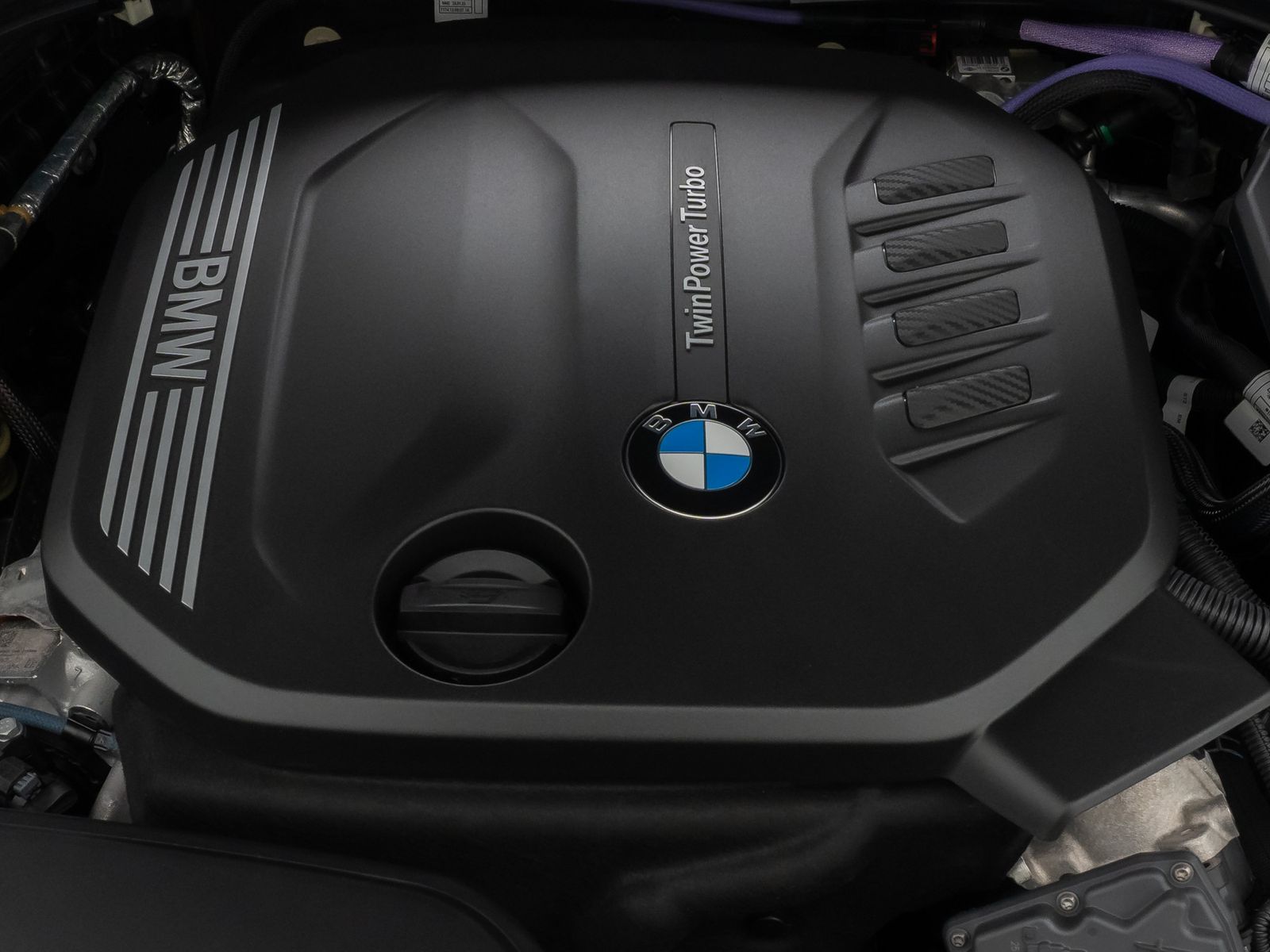Fahrzeugabbildung BMW 520d xD Sport HUD DAB Leder 4xKlima Laser AHK