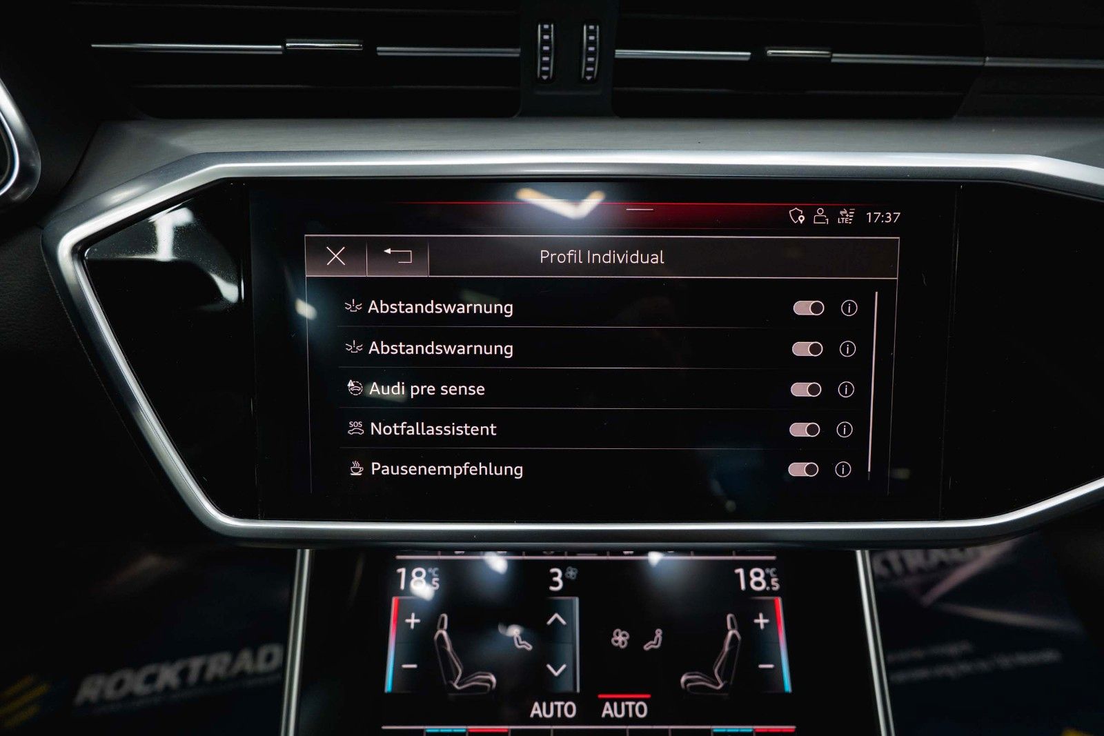 Fahrzeugabbildung Audi A6 55 TFSI quattro S-Line Plus *ACC*Pano*LED*DAB