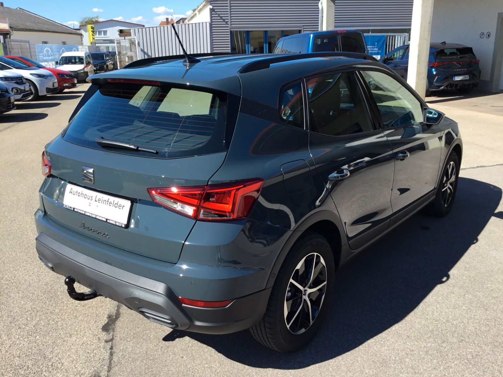 Fahrzeugabbildung SEAT Arona 1.0 TSI Style DSG+AHK+ACC+Navi+Kamera