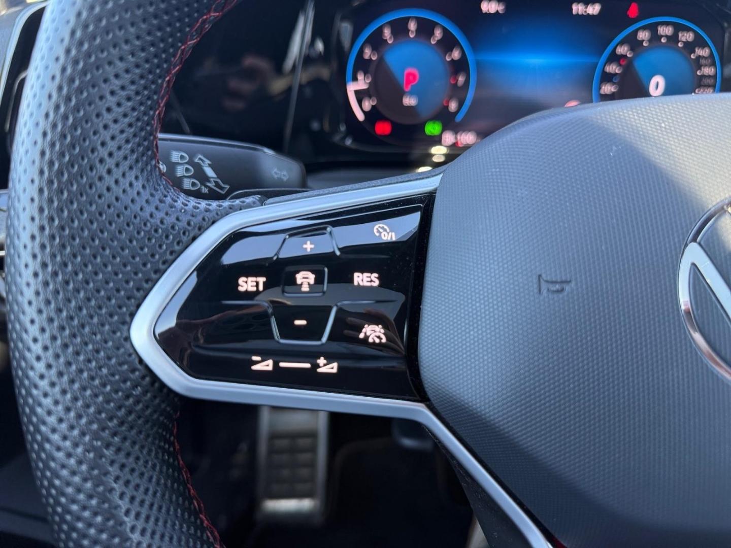 Volkswagen Golf GTI 8 VIII 2.0 TSI StandHZG AHK-klappbar Na, миниатюра 26
