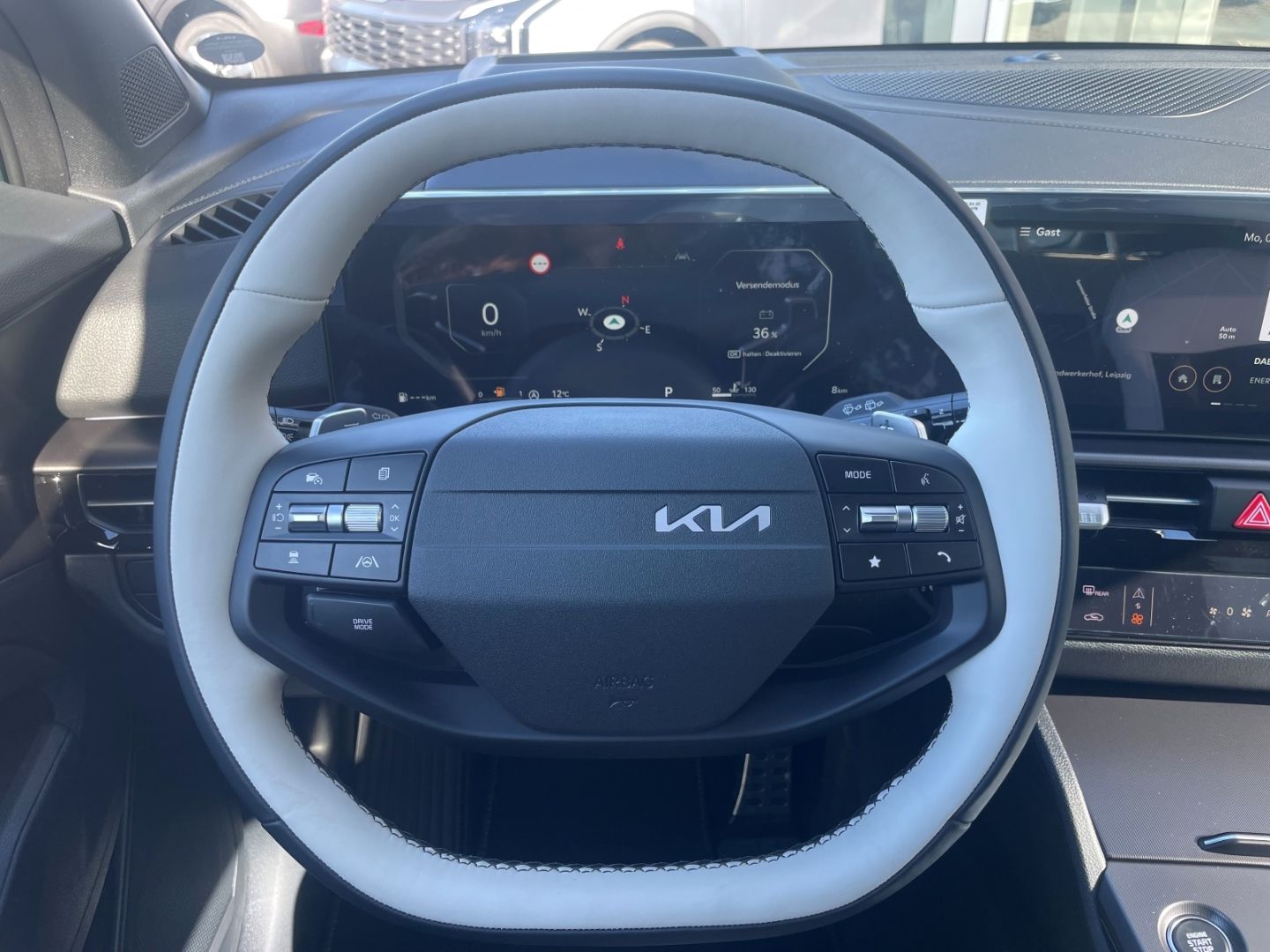 Fahrzeugabbildung Kia Sportage GT-Line 360°Kamera P3 P5 HUD Navi Leder