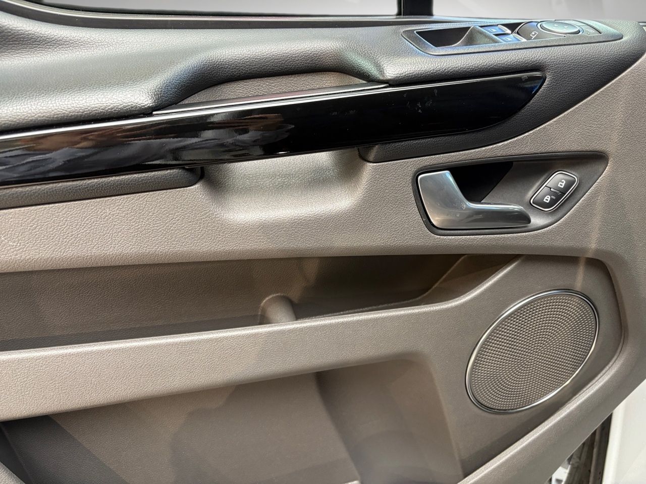 Ford Tourneo Custom L2 Active /CAM+AHK+STANDH foto 13