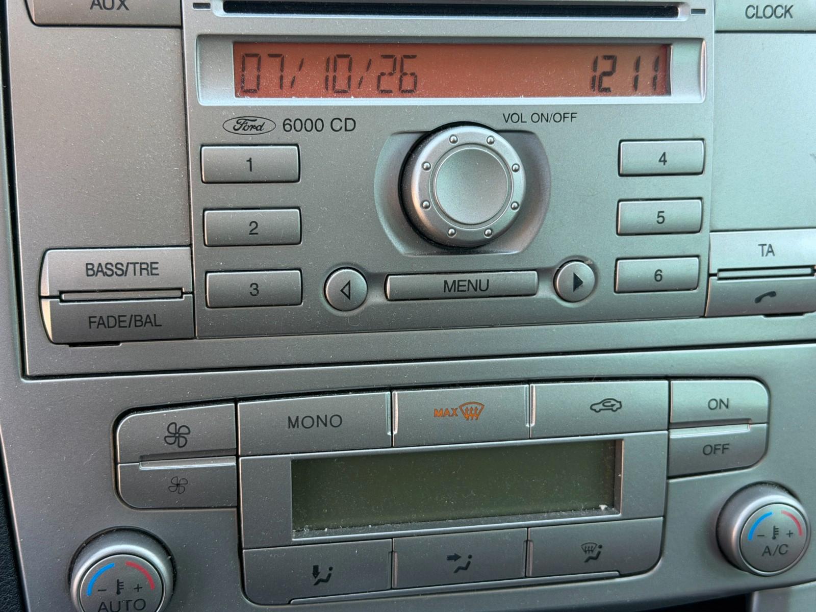 Ford S-MAX 2006 — photo 16