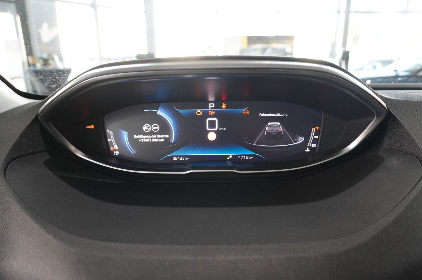 Fahrzeugabbildung Peugeot 5008 1.2T ACTIVE PACK 7-SITZ NAVI/LED/KAMERA/DAB