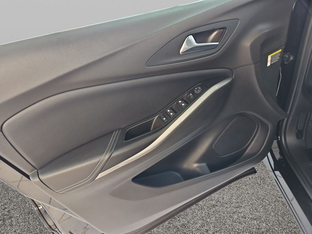 Fahrzeugabbildung Opel Grandland 1.2 DI Automatik Elegance