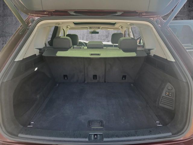 Touareg 3.0TDI V6 AHK DynAudio Kamera Pano
