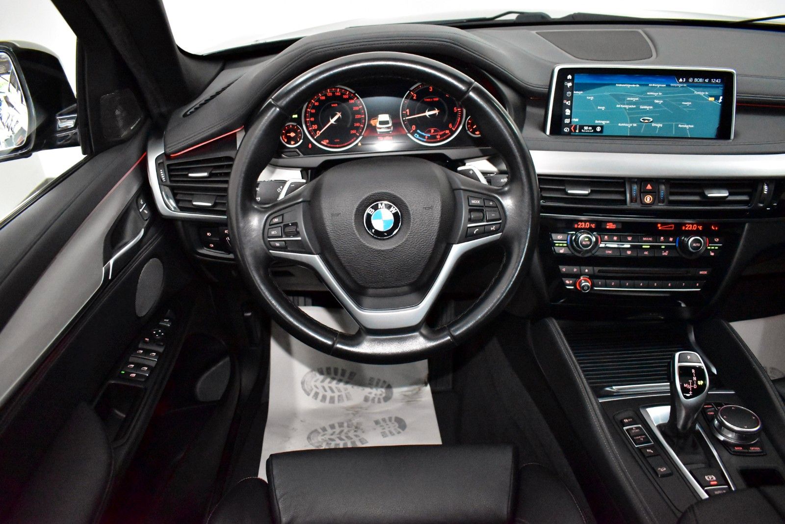 Fahrzeugabbildung BMW X6 xDrive 40d Leder,Navi,LED,SH,SD,Kamera,PDC