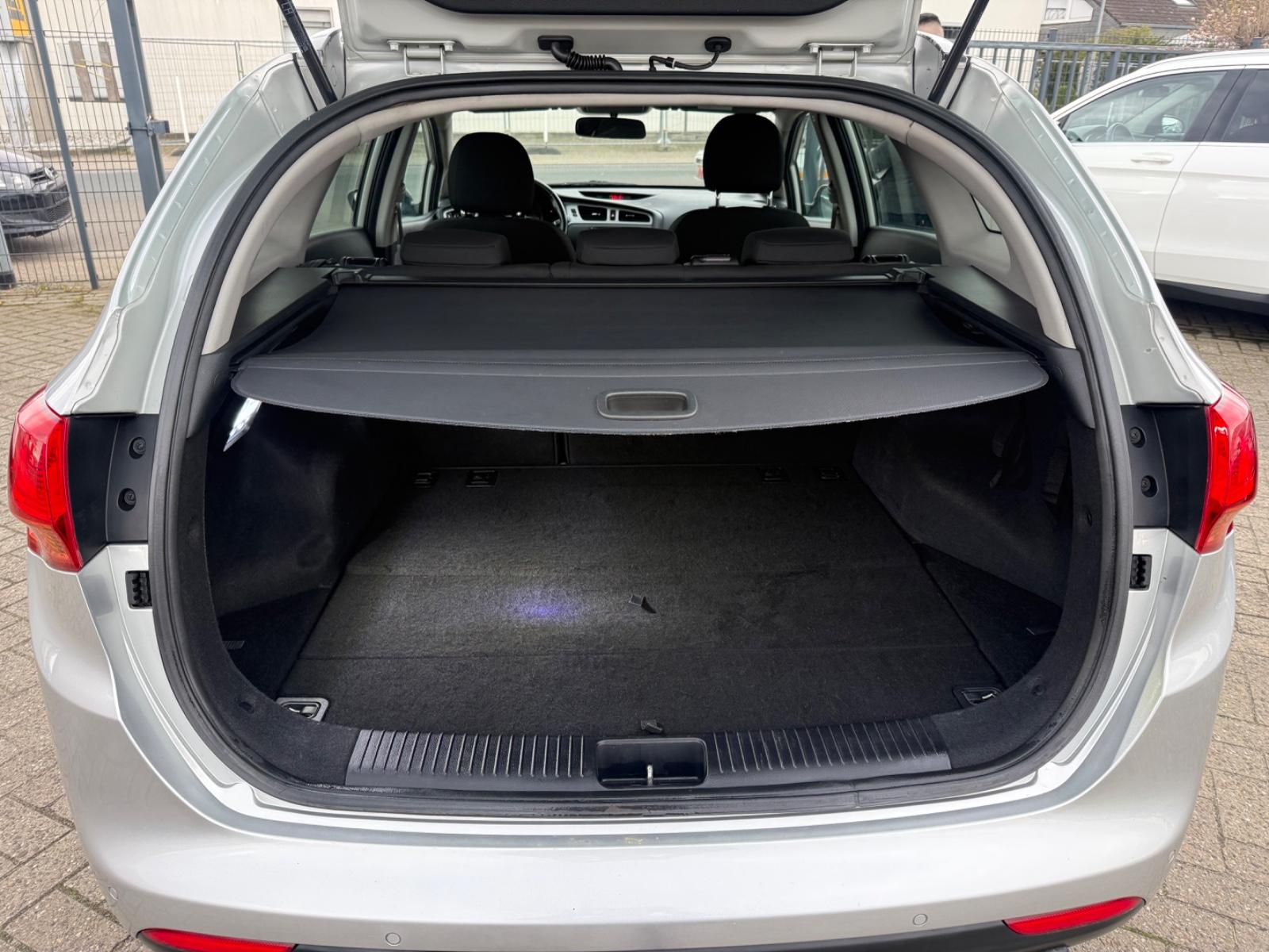 Kia cee'd Sportswagon   Attract