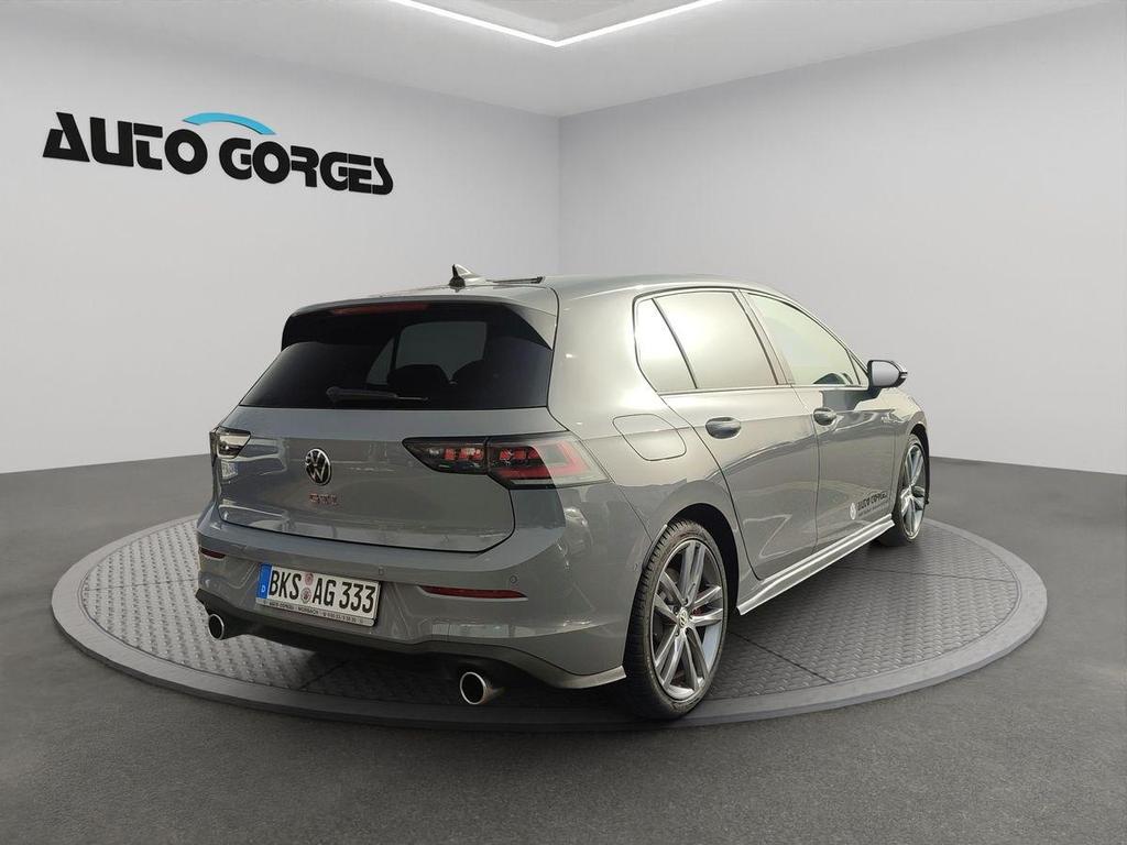 Volkswagen Golf 4