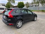Volvo XC60 2.0T5 Momentum Powershift-Getriebe Momentum - Volvo XC60: Schwarz
