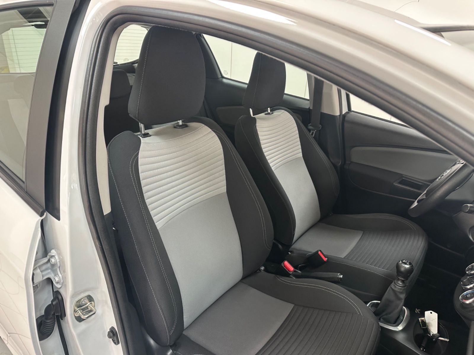 Fahrzeugabbildung Toyota Yaris Comfort*Rückfahrkamera*