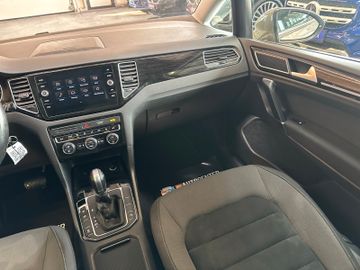 Volkswagen Golf Sportsvan VII Highline *LED*ACC*AHK*