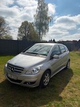 Mercedes-Benz B150 - gebrauchte Mercedes-Benz B 150 aus dem Jahr 2009