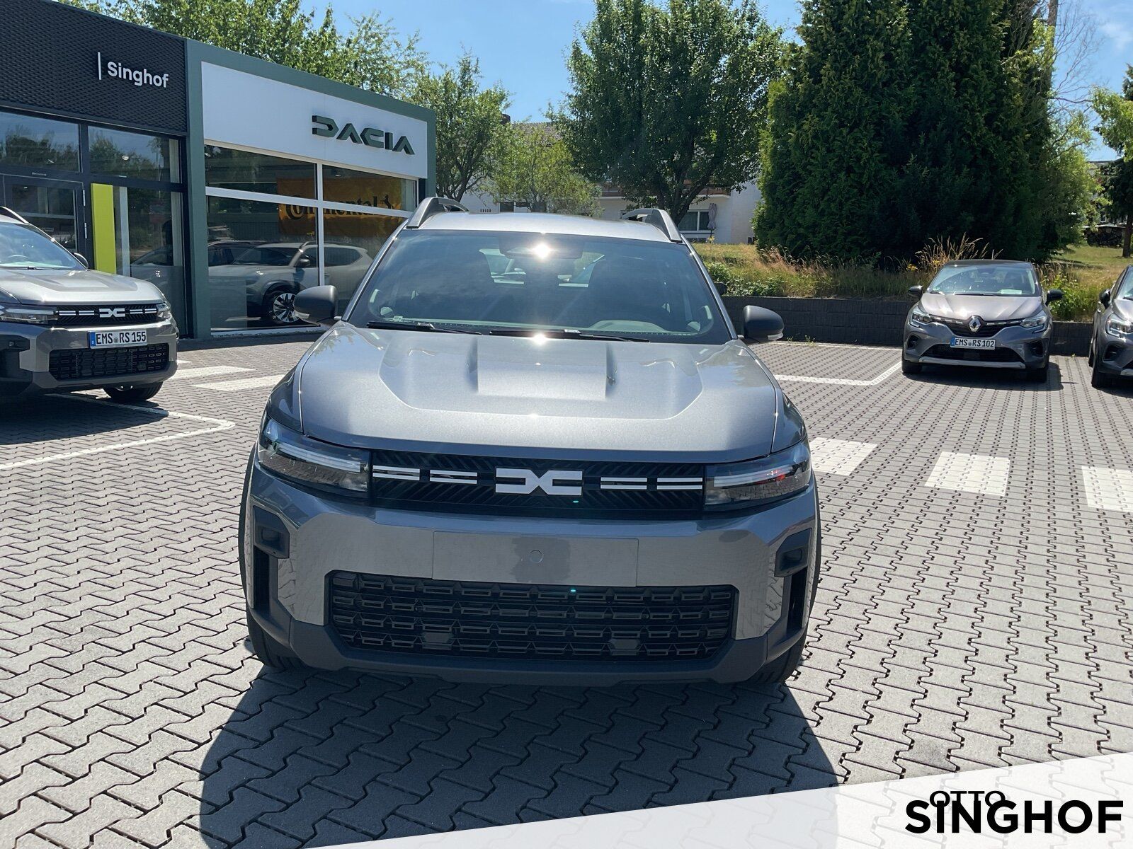 Fahrzeugabbildung Dacia Bigster Essential TCe 140