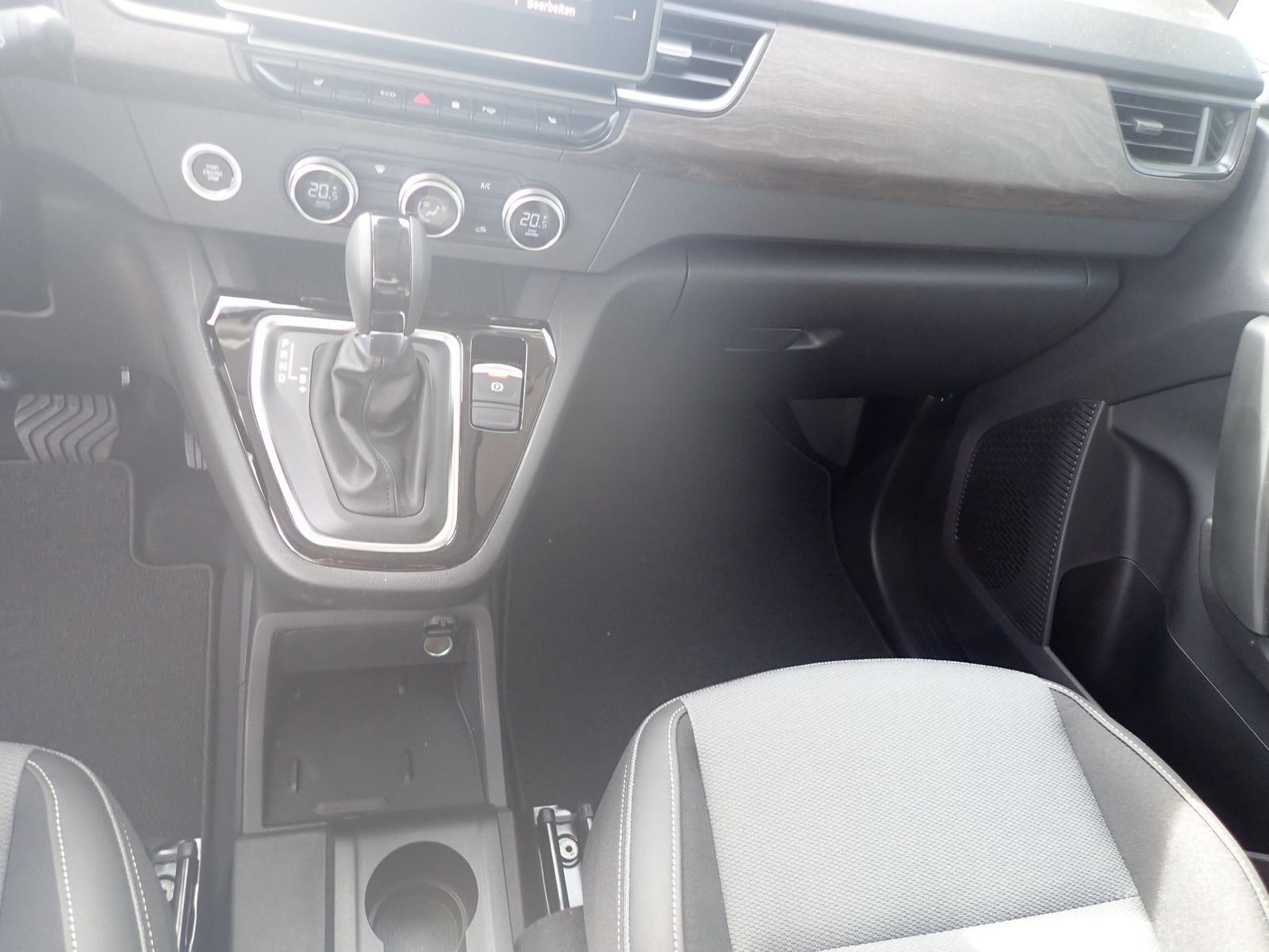 Fahrzeugabbildung Renault Kangoo E-TECH elektr. Techno Comfort Range AC22