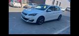 Peugeot 308. 1.6 mit neue tüv und Service - Peugeot e-308