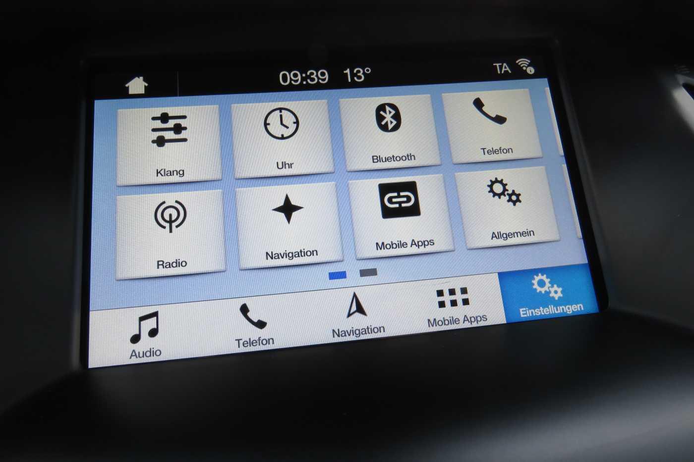 Ford Focus Turnier Titanium Navi AHK 81TKM