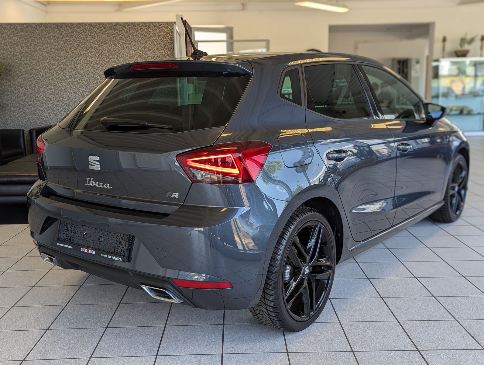 SEAT Ibiza FR DSG Virtual Dinamica LED Kamera ACC 18" - Image 7