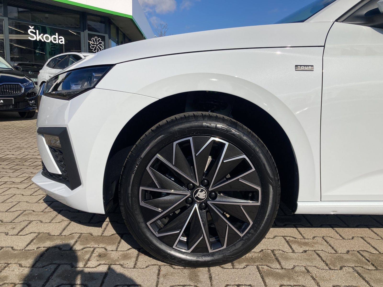 Fahrzeugabbildung SKODA Scala Tour DSG, Navi, Digital Cockpit