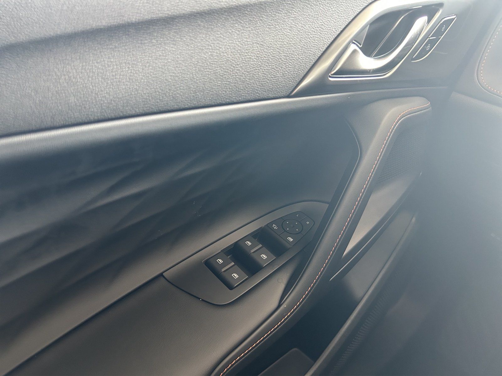 Fahrzeugabbildung MG HS PHEV Luxury