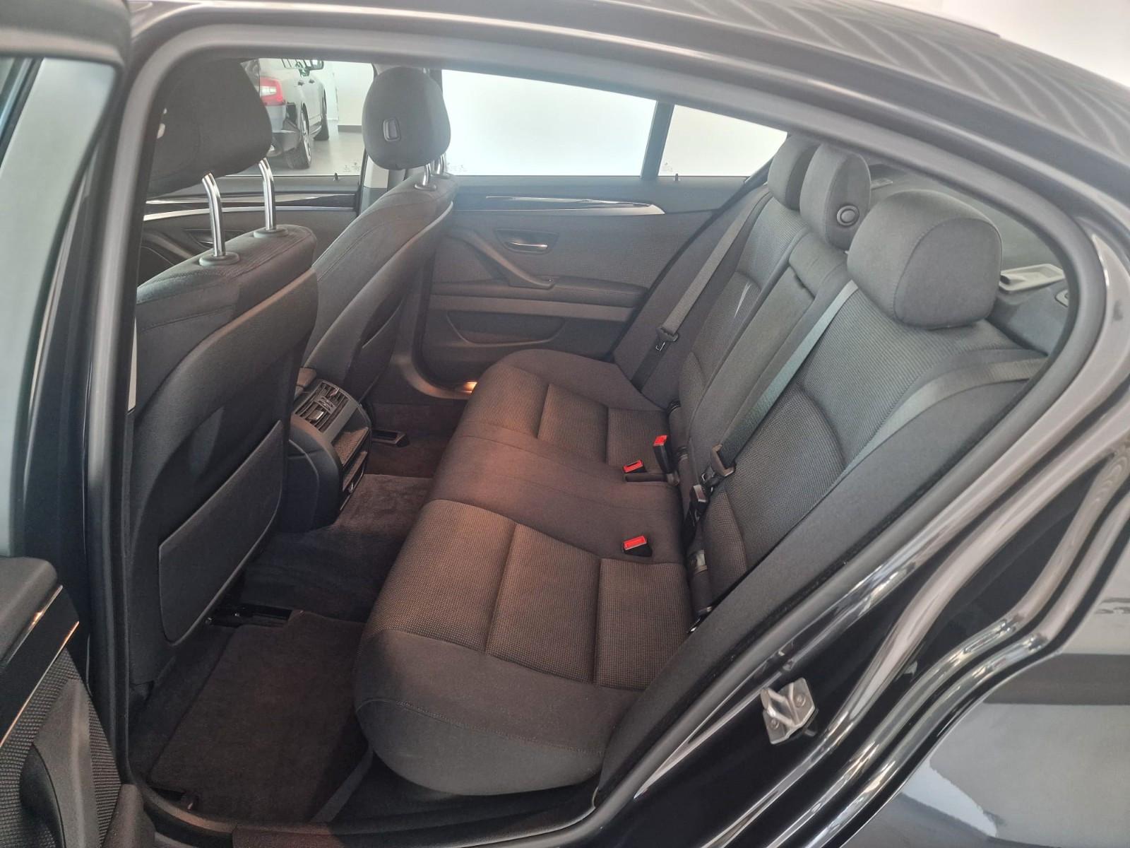 BMW 520d Limousine Automatik Top Austattung wenig Km