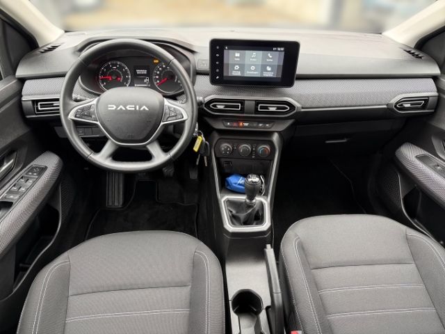 Fahrzeugabbildung Dacia Jogger Expression 1.0 TCe 100 ECO-G +CARPLAY+RFK