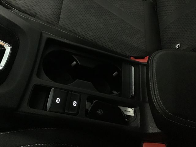 Fahrzeugabbildung Skoda Octavia Style 1.5 TSI Combi DSG/Navi/LED/DAB/SHZ