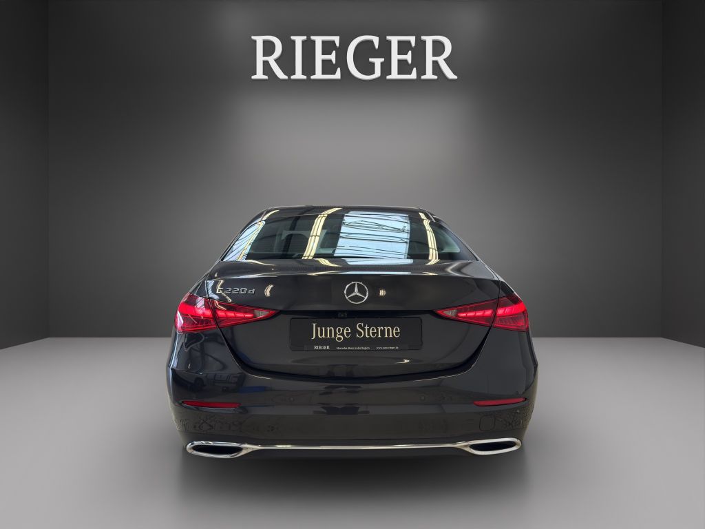 MERCEDES-BENZ C-Class 2023