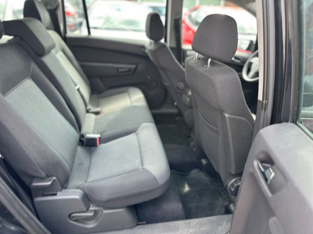 Opel Zafira B CATCH ME Now