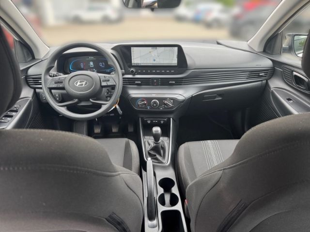 Fahrzeugabbildung Hyundai i20 FL (MY25) 1.2 Benzin (79 PS)  Select Navi Ap