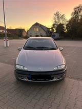 Opel Tigra 1.4l, Baujahr 1995 - Opel Tigra mit Benzin-Antrieb: Automatik