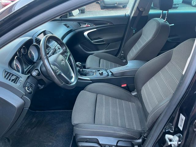Opel Insignia A Sports Tourer Sport*TÜV/AU NEU* Bild 8