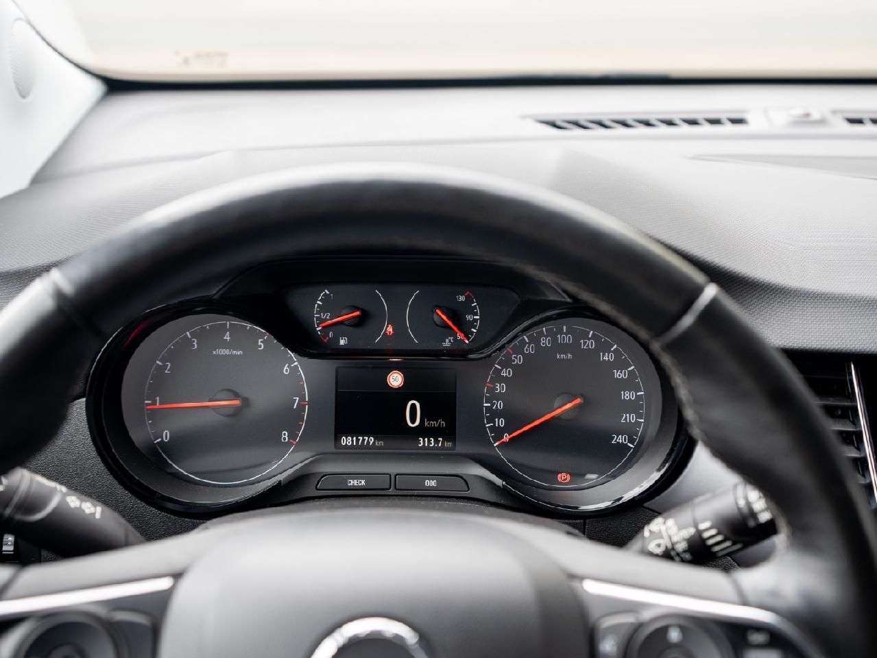 Fahrzeugabbildung Opel Crossland Edition