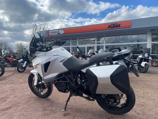 KTM 1290 Super ADVENTURE T