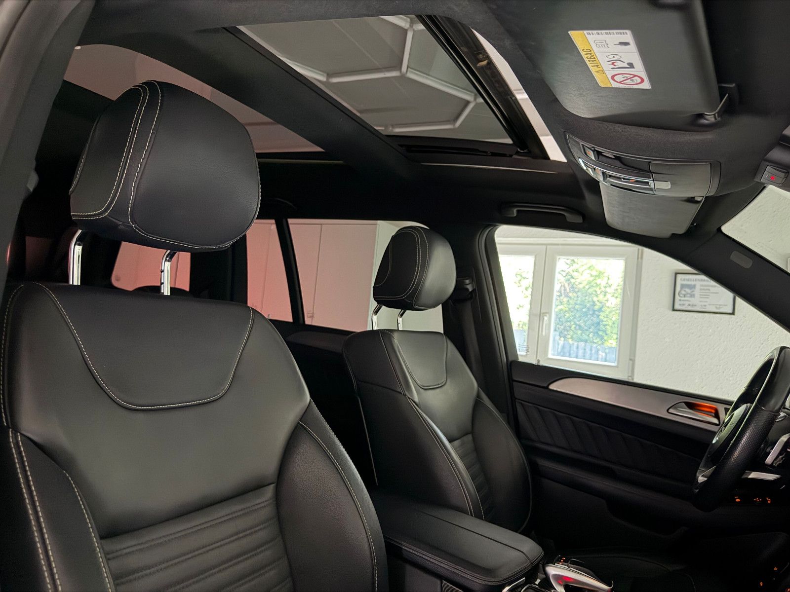 Fahrzeugabbildung Mercedes-Benz GLS 350 d 4Matic AMG-LINE/PANO/AHK/DAB/7-SITZER
