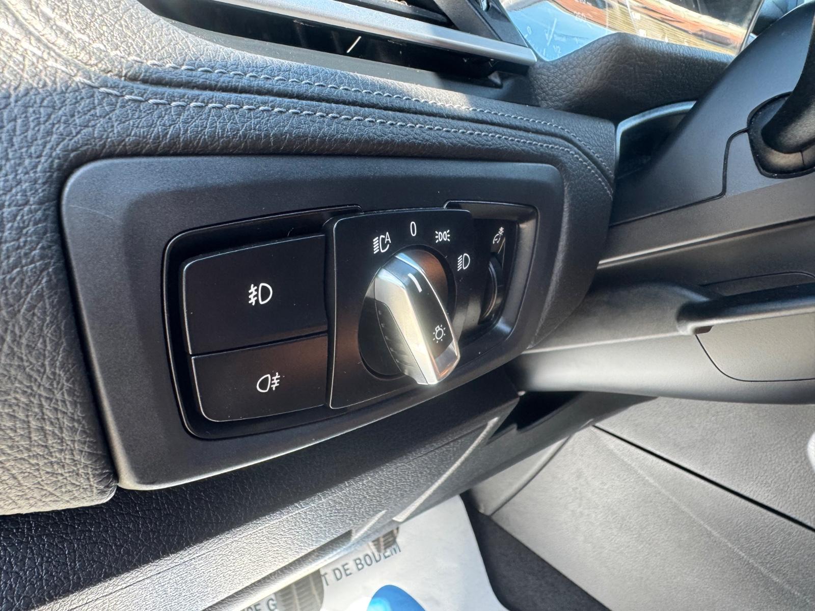 BMW 218 Active Tourer *NAVI*LEDER*PDC*LED*TEMP*