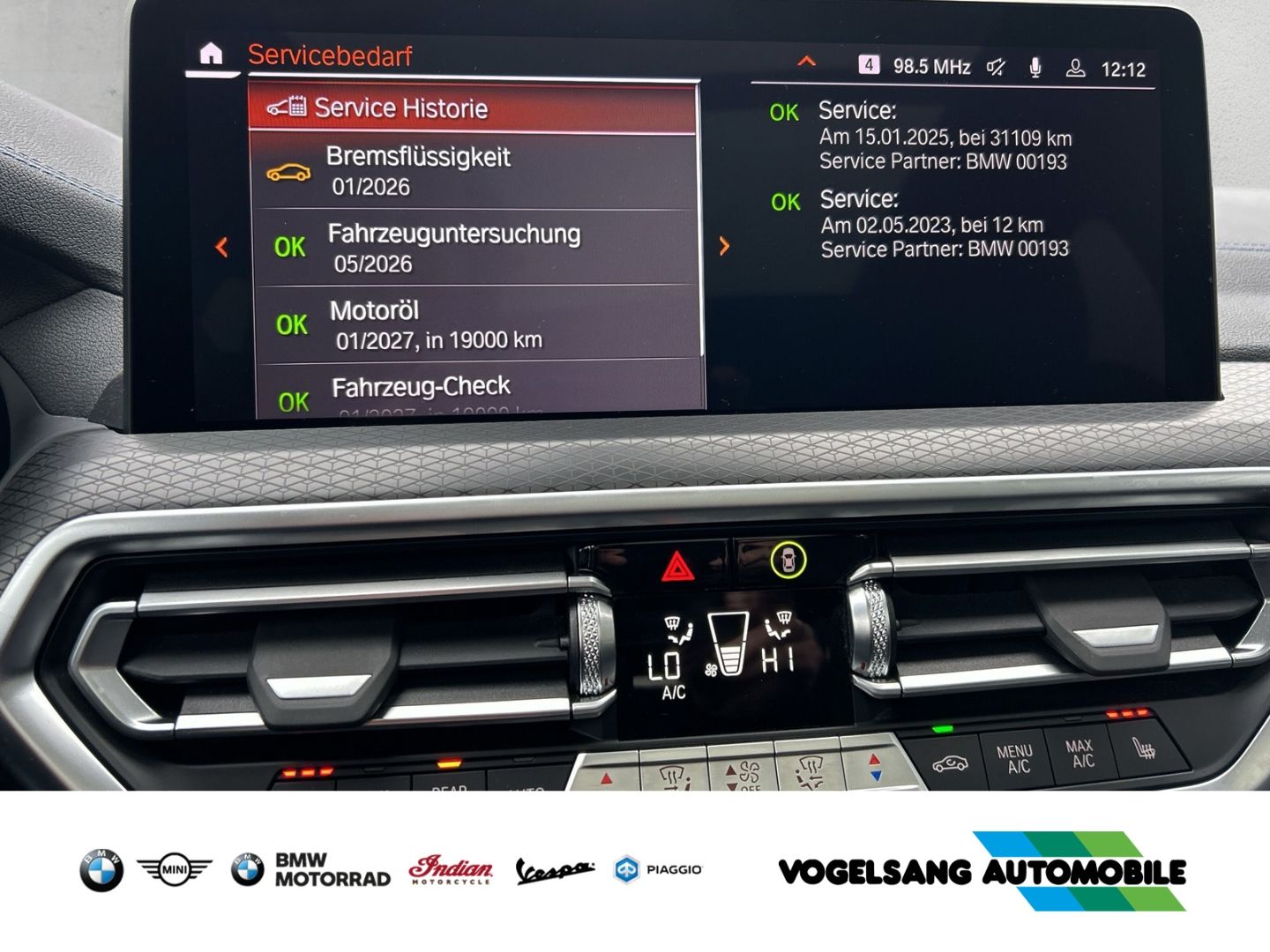 Fahrzeugabbildung BMW X3 xDrive 20iA M Sport Navi groß Panorama HiFi 2