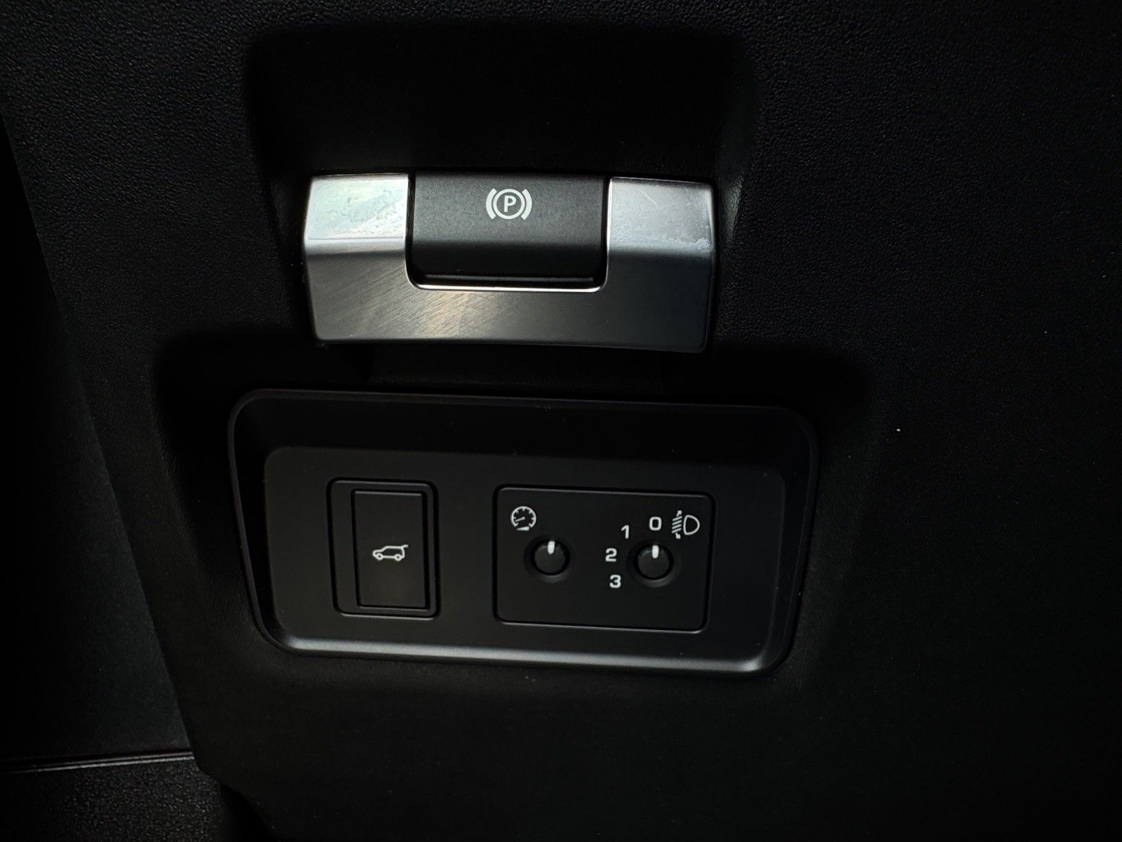 Land Rover Range Rover Evoque R-Dynamic Basis LED KLIMA PDC foto 19
