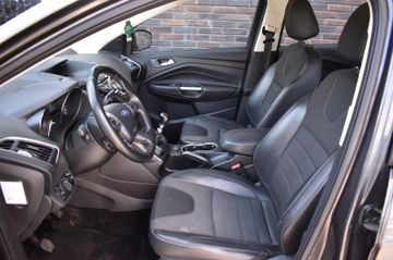 Ford Kuga - 4